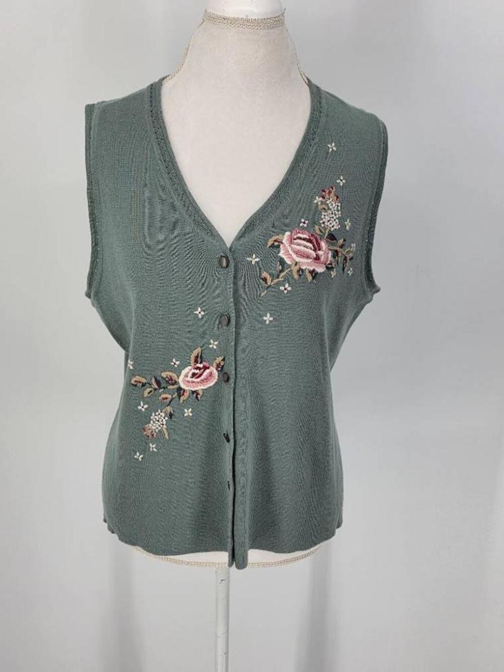 Vintage Koret Womens L Sweater Vest Sage Green Embroidered Rose Wool Grannycore